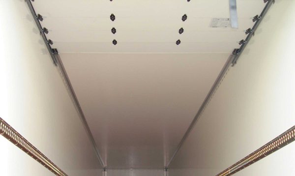 Fruehauf-Fourgons-grand-volume-toit-lisse