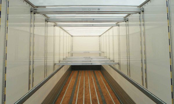 Fruehauf-City-Fourgon-double-plancher